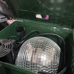 Vintage Light Flurries inc portable disco ball for Sale in Arlington TX