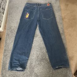 Empyre Spray can Embroidery pants