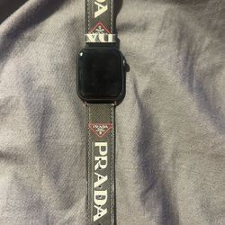 Nike Apple Watch SE 