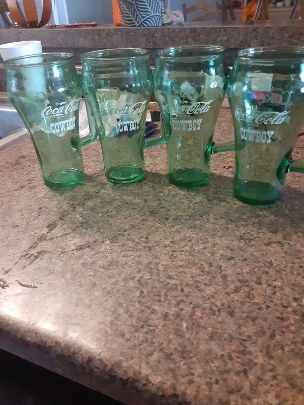 VINTAGE whataburger coca cola glasses