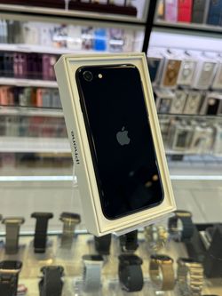 iPhone SE 3 64GB T-Mobile