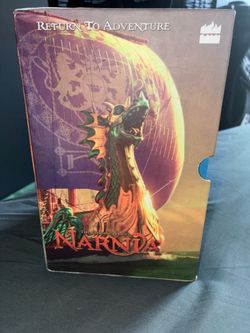 Narnia full bookset with case