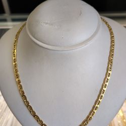 14k Gold Gucci Necklace 15.8 Grams 24 Long Layaway Available 10% Down If You Interested Please Ask Maribel Thank You 