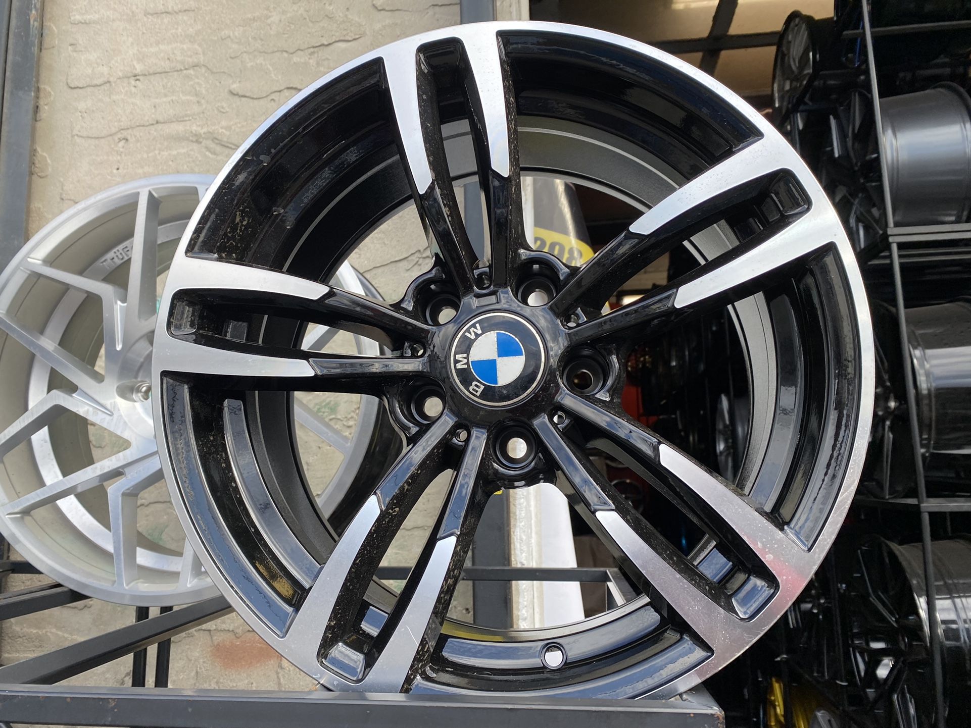 Brand New Bmw M 19x8.5/9.5 Et35 Rims