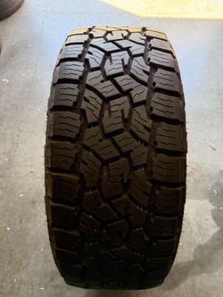 1 New Toyo Tire 275/55/20