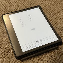 Kindle Scribe 32gb w/ Premium Pen and Leather Case