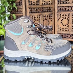 Denali Hiking Boots Women's Size 6.5