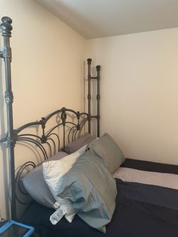 Queen Size Bed Room Set