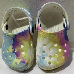 Infant girl size 2/3 tie dye crocs shoes 