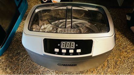 CENTRAL MACHINERY 2.5 Liter Ultrasonic Cleaner