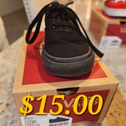 Toddler Boy Shoes (Size 5)