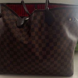 Louis Vuitton Neverfull MM