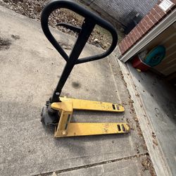 ULINE Pallet Jack 