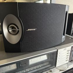 Bose 201 V Bookshelf Speaker RIGHT SPEAKER ONLY