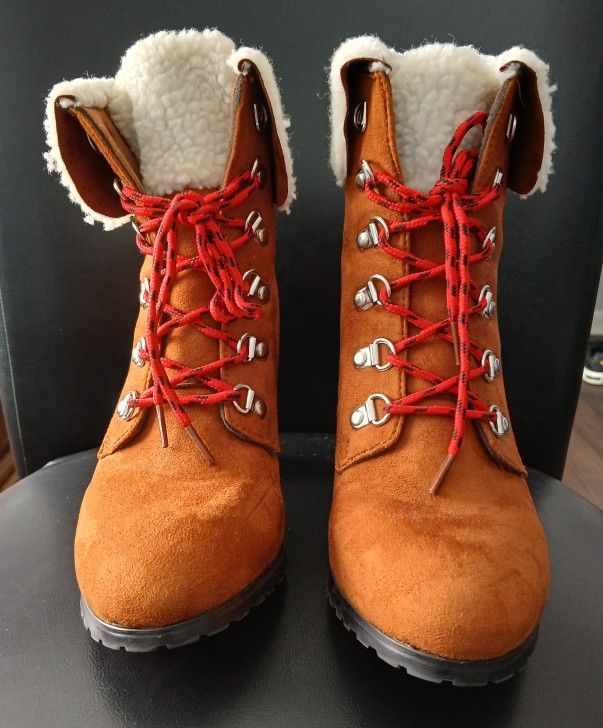 Rue21. Women's Liam Brown Faux Suede Heeled Boots Size 8.