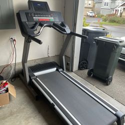 Epic T-60 Treadmill