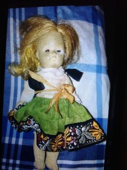 VINTAGE VOGUE DOLL