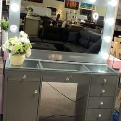 Beautiful Vanity 