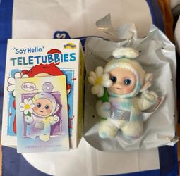 Pop mart teletubbies series (SECRET) po’s lucky flower