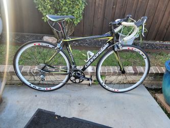 Cannondale Synapse Carbon fiber bike