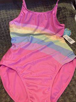 Girls swimwear