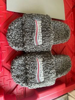 balenciaga gray fux fur slides