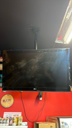 LG 42” FULL HD TV 2011 (vintage)