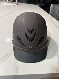 Horseback riding helmet