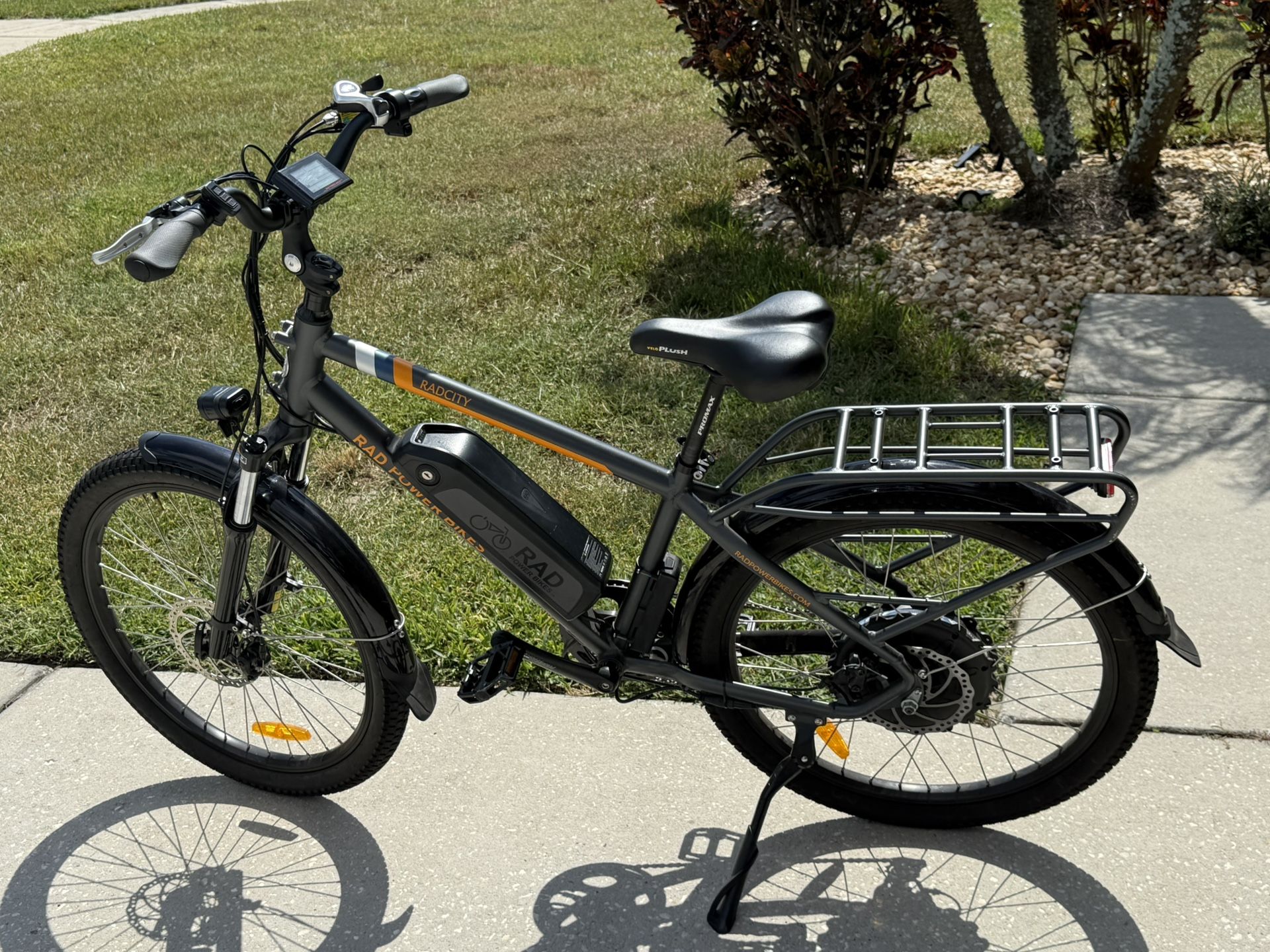 Radpowerbikea rad radcity electric bike ebike ONLY 168 miles