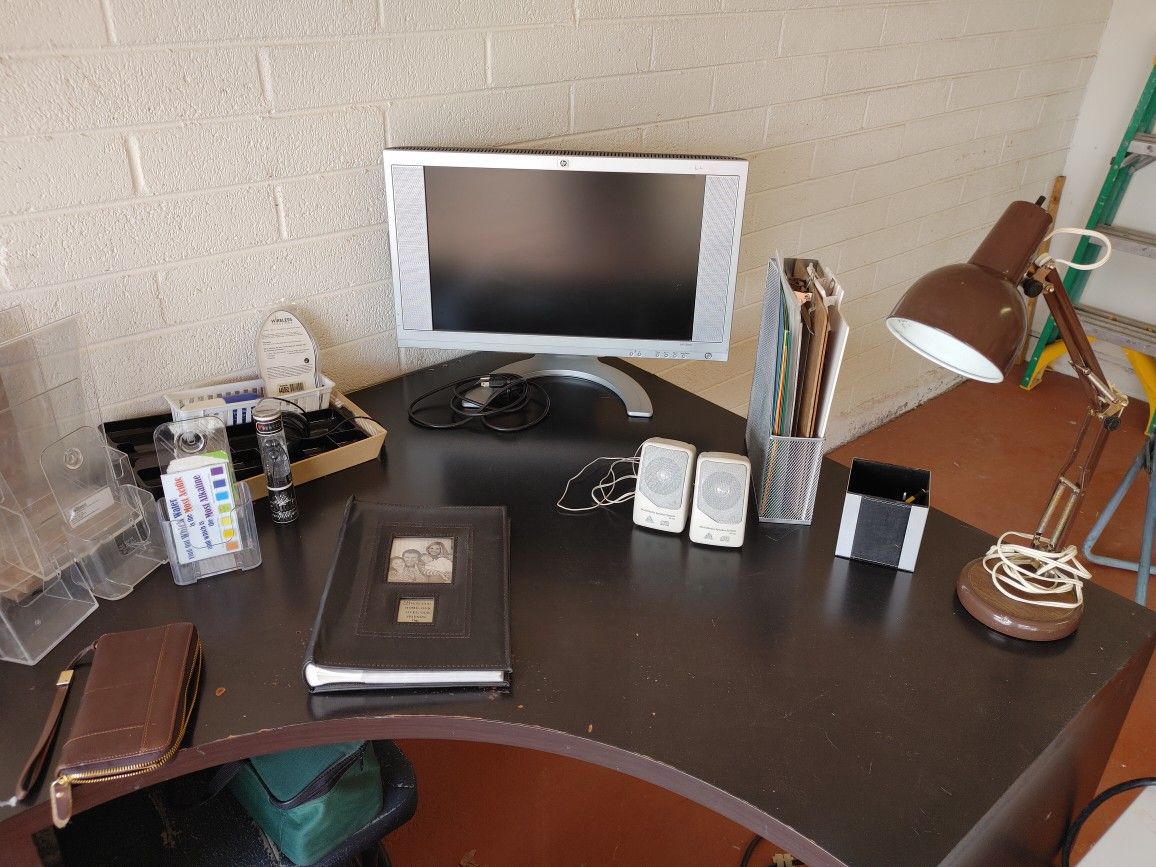 SEE ALL PHOTOS - 550 plus items - SERIOUS INQUIRIES ONLY
File Cabinet Safe, BMW Rims, Kitchen, Stereos, Radio, Kenwood, Alpine, Black Corner Desk, Re