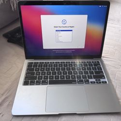 Apple Laptop 