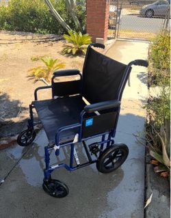 Plus size wheelchair