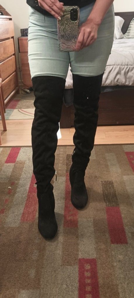 9.5 High Black Boots /Botas Negras Altas Muy Comodas 9.5