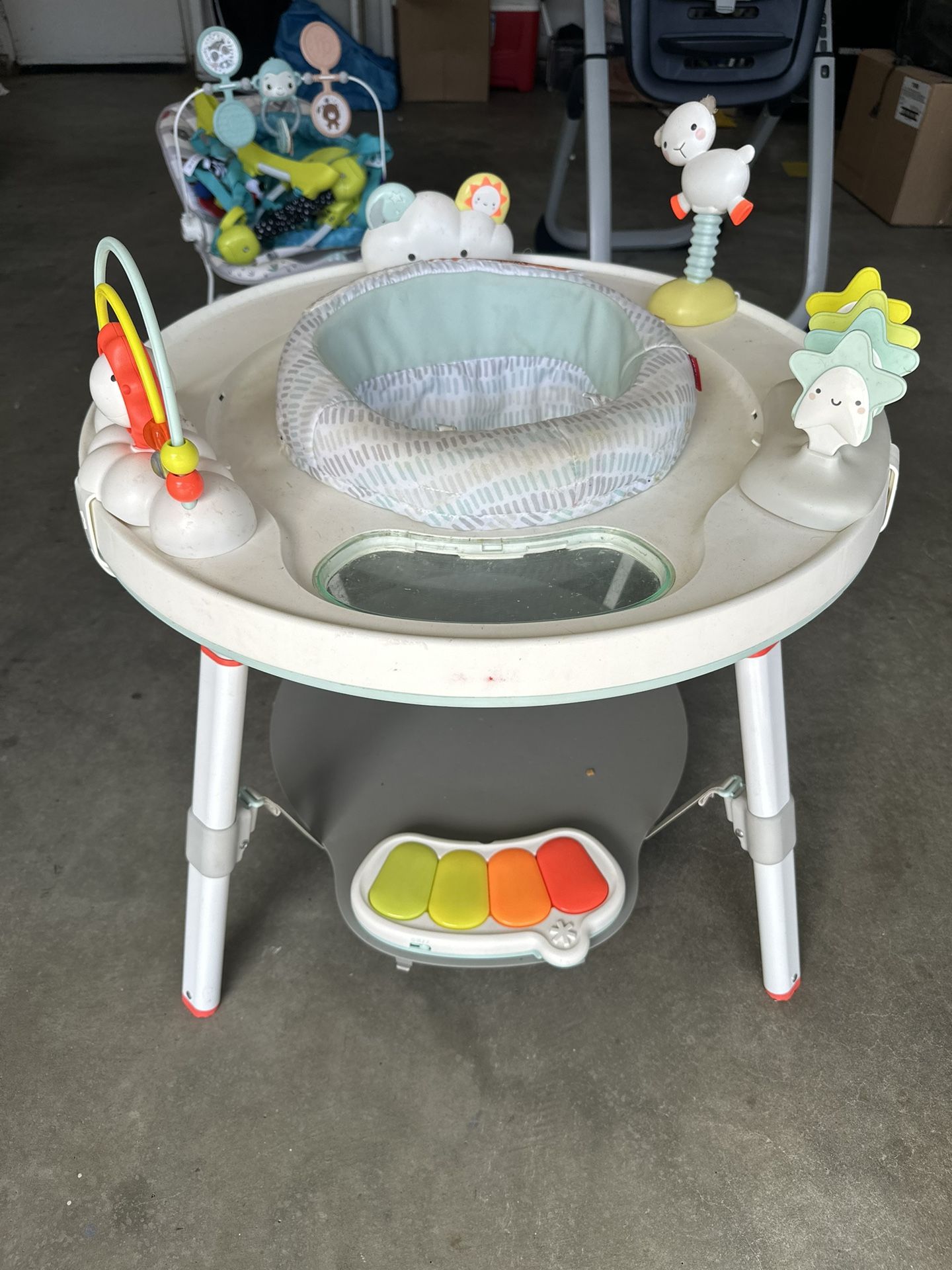 Skip Hop Baby Table