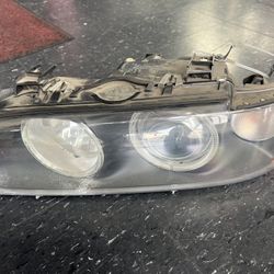 Bmw E39 Left Hand Drivers Side Headlight $120 Oem