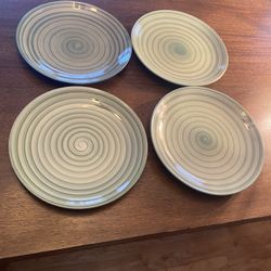 Set of 4 - Hand-Painted Green Swirl Dinner Plates Home Dishware Dishes Collectible (10.5")