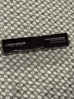 Laura Mercier Bronzer