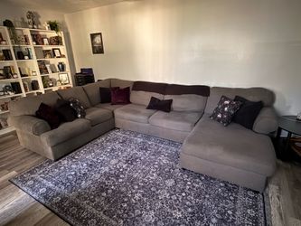 Sectional couch