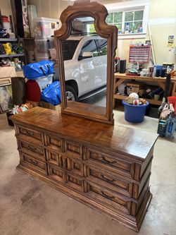 Sturdy Nine Drawer Dresser with Removable Mirror