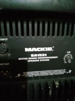 1 Mackie SA1521 speaker