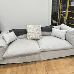 Lulu & Georgia Slipcovered Linen Sofa – Designer – Great Condition – MUST GO