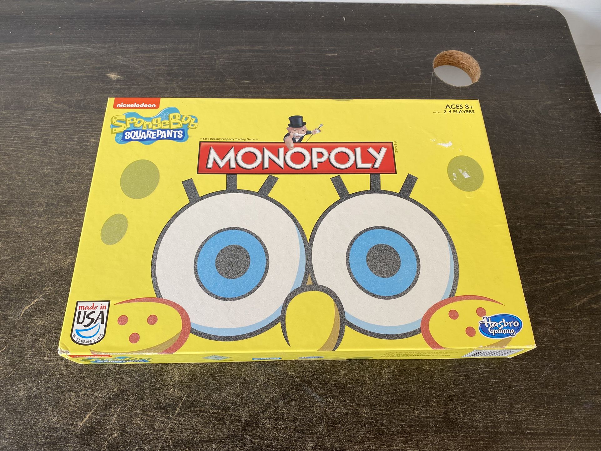 Hasbro - Monopoly Game SpongeBob SquarePants Edition - board game, strategy game