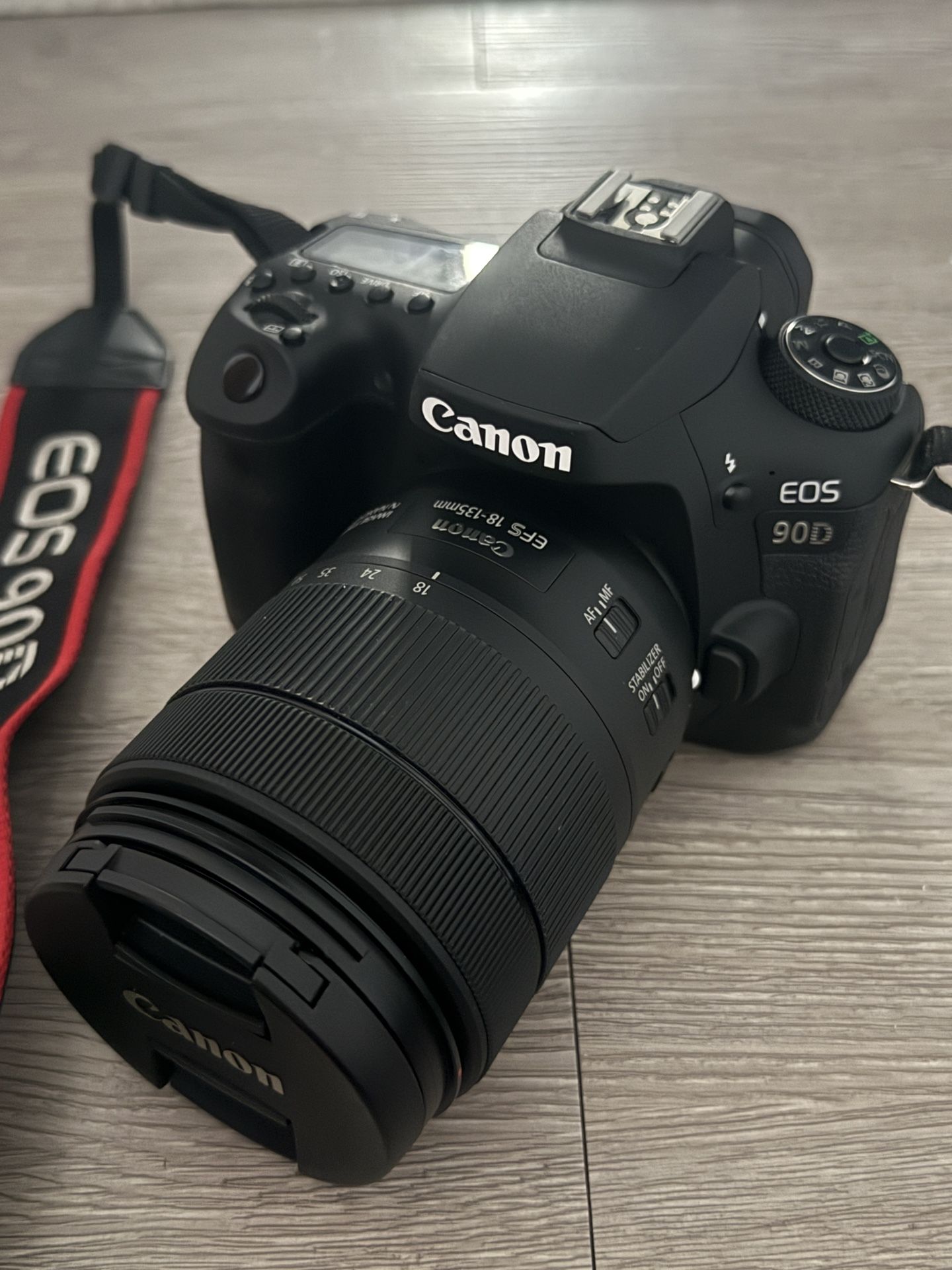 Canon 90d + 18-135 mm Lens 