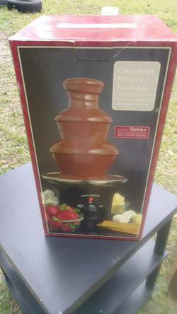 Chocolate fountain