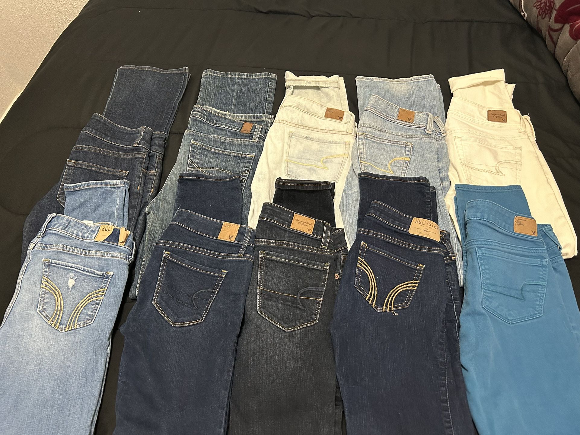 6 American Eagle  2 Hollister .1 A & F1 Van.