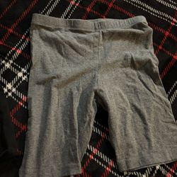 Bozzolo Gray Cropped Shorts 