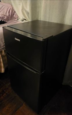 Refrigerator Small Refrigerator for Sale – Great Condition!