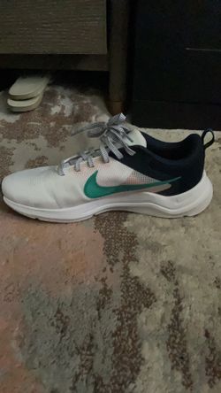 Nike Women’s Air Zoom Training Shoes Size 10