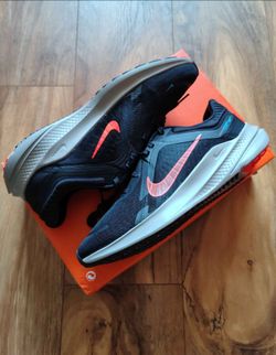 New Nike Quest 5 Running Walking Casual Shoes Black Men's 9 9.5 11 Women's 10.5 11 12.5