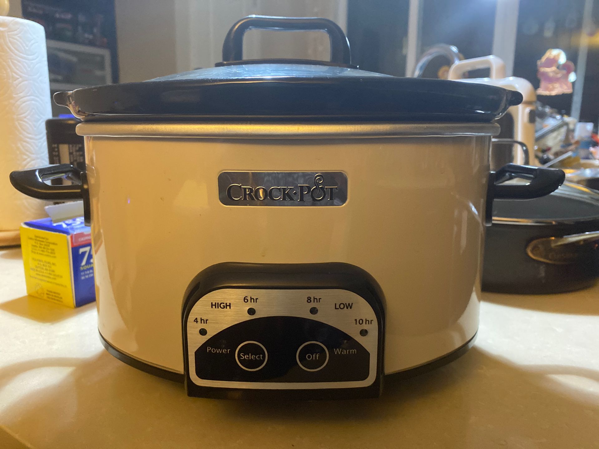 Crock Pot 4-qt digital slow cooker - model SCCPVP400-PY